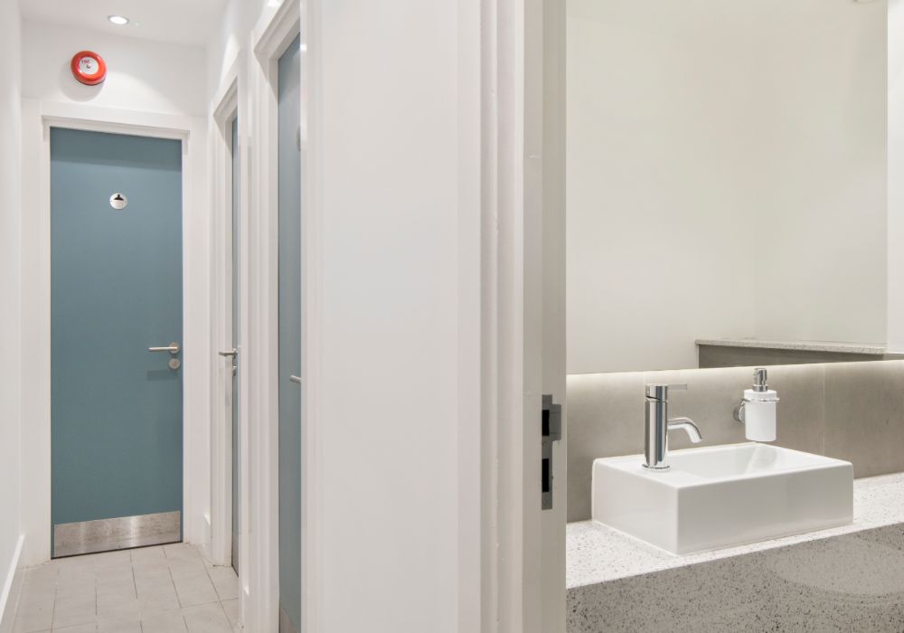 Available offices Dunstan House, 14a St Cross Street, EC1 - Ground floor Commercial