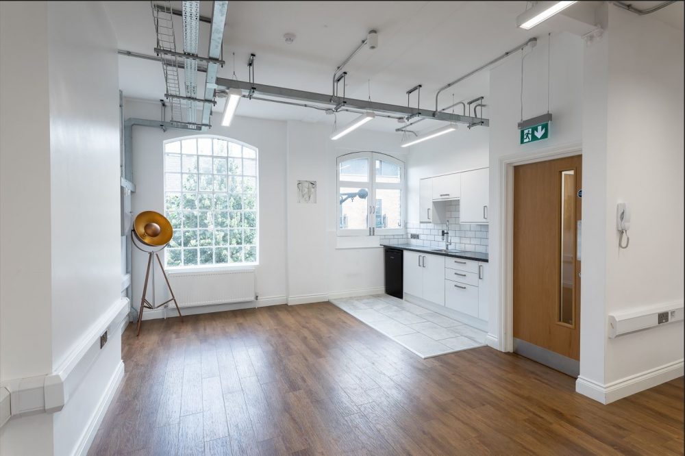 210 Tower Bridge Road