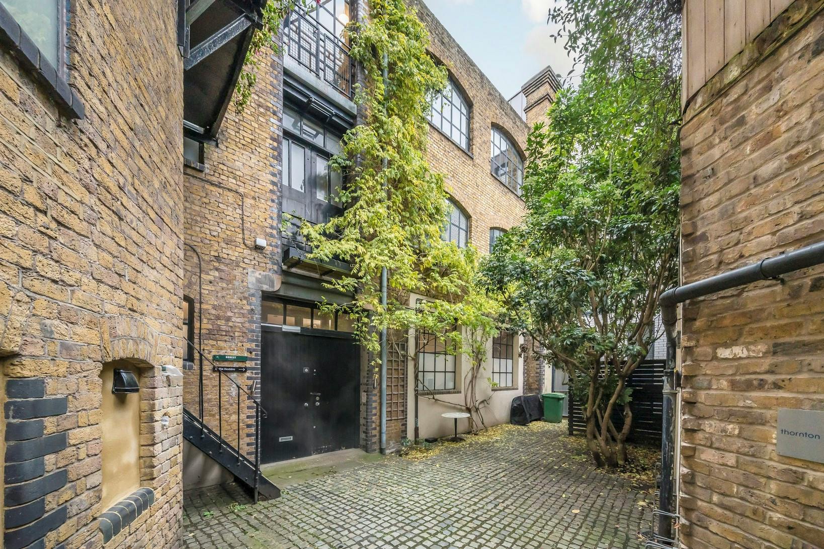 10A Lant Street, London, SE1 1QR